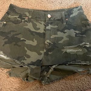 High rise camo jean shorts, size 5